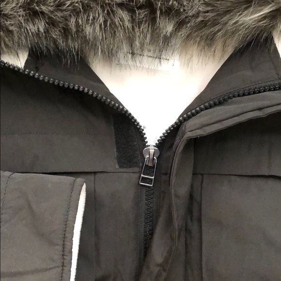 New Urban Outfitters Jacket with faux fur hood - Picture 4 of 4